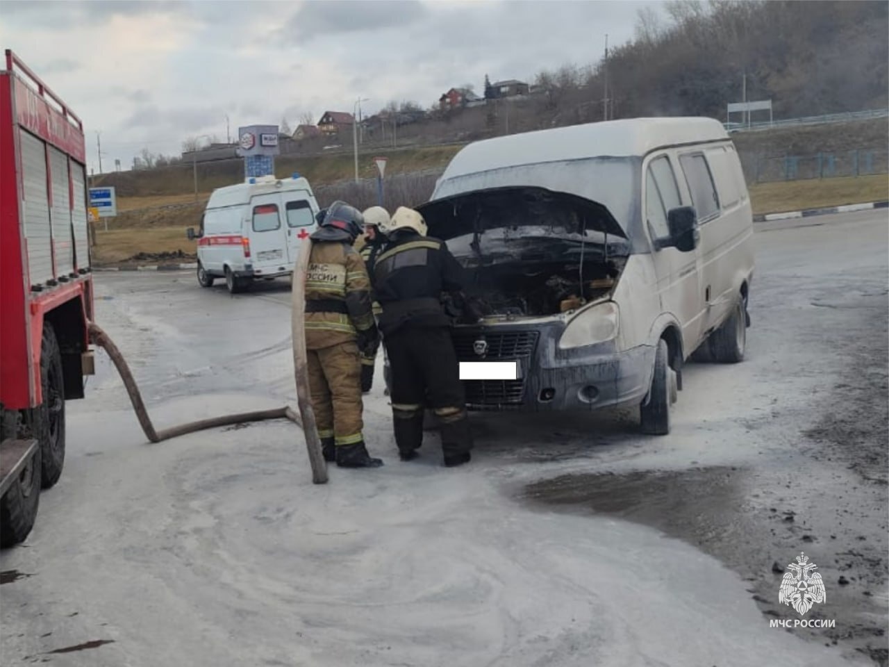 Пожар на транспортном средстве.