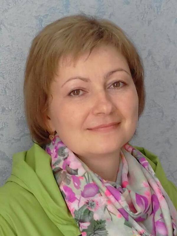 Лавренова Ирина Эрнстовна.